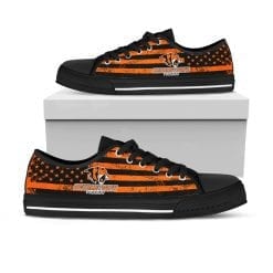Alternative view of NCAA Georgetown College Tigers Low Top Shoes