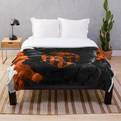 Valencia CF Black Fleece Blanket